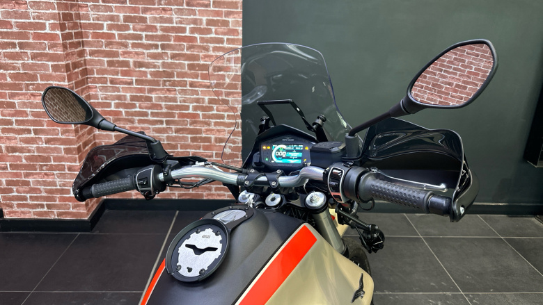 Moto Guzzi Tt V85 TT Travel Edition E5 (21MY)